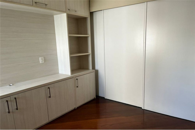 Imagem Apartamento com 4 Quartos à Venda, 120 m² em Moema - São Paulo