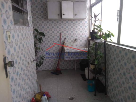 Apartamento com 2 Quartos à Venda, 112 m² em Embaré - Santos