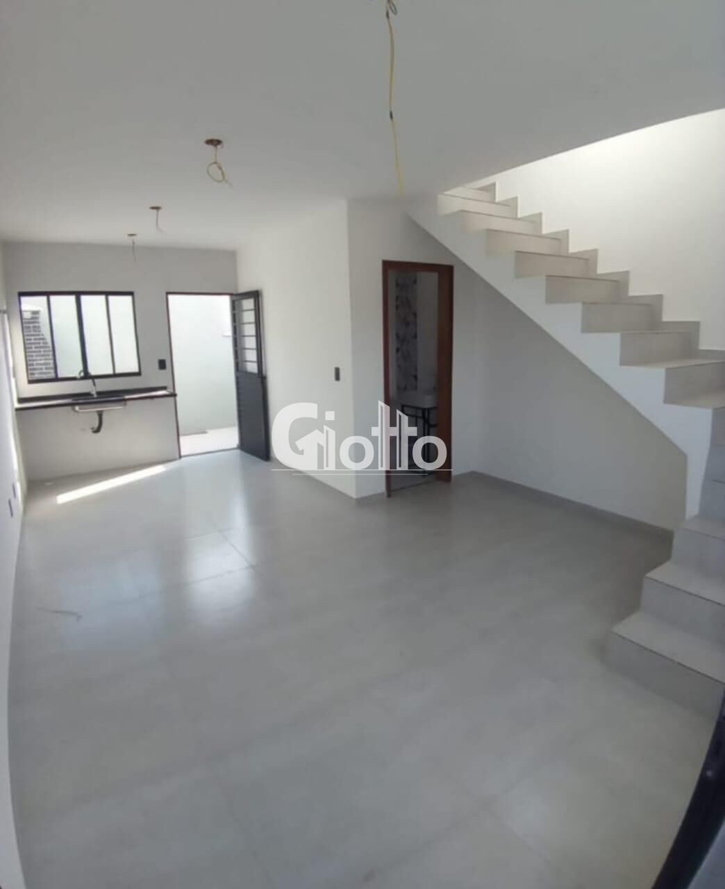 Imagem Casa de Condomínio com 2 Quartos para Alugar, 65 m² em Vila São Paulo - Mogi Das Cruzes