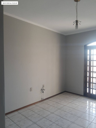 Imagem Casa à Venda, em Várzea Paulista Imagem Casa à Venda, em Várzea Paulista