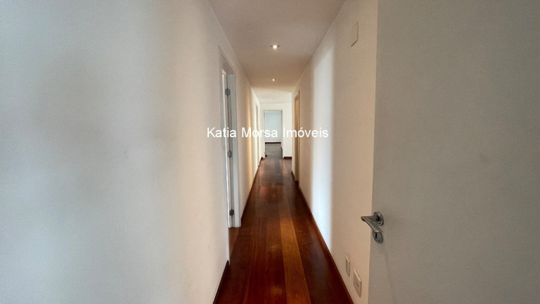 Imagem Imóvel com 4 Quartos à Venda, 438 m² em Pacaembu - São Paulo Imagem Imóvel com 4 Quartos à Venda, 438 m² em Pacaembu - São Paulo