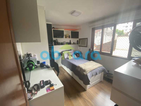 Imagem Casa com 2 Quartos à Venda, 170 m² em Laranjeiras - Rio De Janeiro Imagem Casa com 2 Quartos à Venda, 170 m² em Laranjeiras - Rio De Janeiro