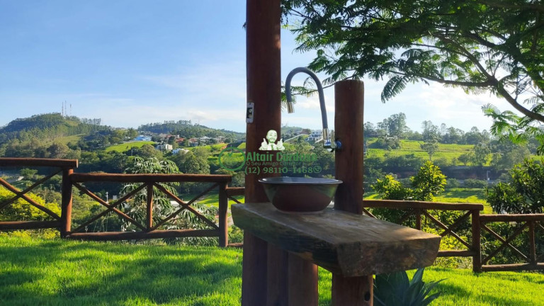 Imagem Terreno à Venda, 1.600 m² em Centro - Jambeiro