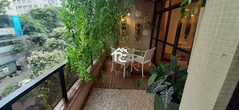 Imagem Apartamento com 3 Quartos à Venda, 257 m² em Icaraí - Niterói Imagem Apartamento com 3 Quartos à Venda, 257 m² em Icaraí - Niterói