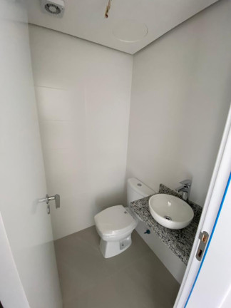 Imagem Imóvel com 3 Quartos à Venda, em Chácara Das Pedras - Porto Alegre Imagem Imóvel com 3 Quartos à Venda, em Chácara Das Pedras - Porto Alegre