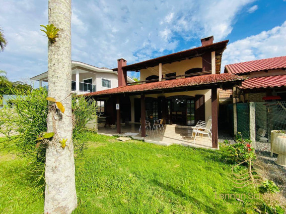 Casa com 3 Quartos à Venda, 1 m² em Linguado - Balneário Barra Do Sul