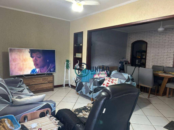 Imagem Casa com 3 Quartos à Venda, 248 m² em Serra Grande - Niterói Imagem Casa com 3 Quartos à Venda, 248 m² em Serra Grande - Niterói