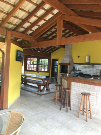 Imagem Casa com 4 Quartos à Venda, 720 m² em Jardim Samambaia - Ubatuba Imagem Casa com 4 Quartos à Venda, 720 m² em Jardim Samambaia - Ubatuba