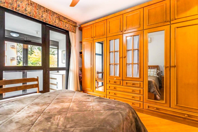 Imagem Cobertura com 3 Quartos à Venda, 206 m² em Petrópolis - Porto Alegre