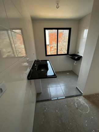 Imagem Apartamento com 2 Quartos à Venda, 49 m² em Vila Veloso - Carapicuíba