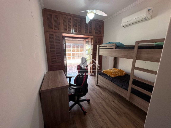 Imagem Casa com 5 Quartos à Venda, 225 m² em Flórida - Praia Grande Imagem Casa com 5 Quartos à Venda, 225 m² em Flórida - Praia Grande