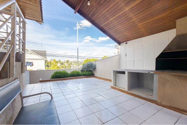 Imagem Casa com 4 Quartos à Venda, 320 m² em Santo Inácio - Curitiba Imagem Casa com 4 Quartos à Venda, 320 m² em Santo Inácio - Curitiba