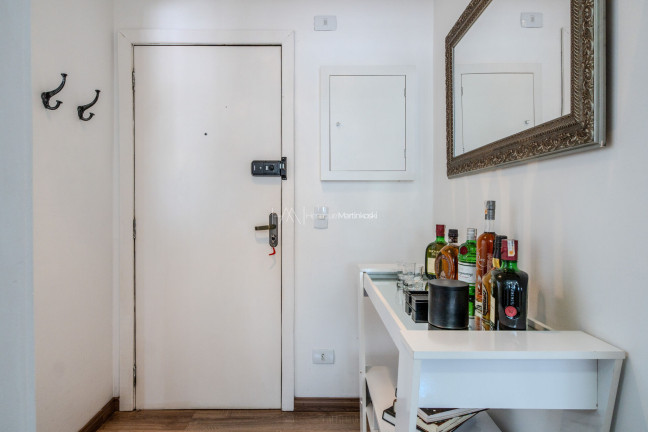 Imagem Apartamento com 3 Quartos à Venda, 79 m² em Cabral - Curitiba