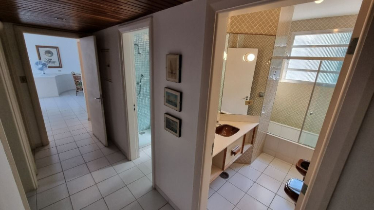 Imagem Apartamento com 4 Quartos à Venda ou Locação, 190 m² em Pitangueiras - Guarujá Imagem Apartamento com 4 Quartos à Venda ou Locação, 190 m² em Pitangueiras - Guarujá
