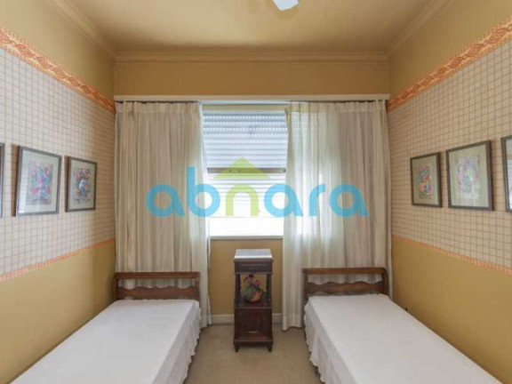 Imagem Apartamento com 4 Quartos à Venda, 235 m² em Copacabana - Rio De Janeiro Imagem Apartamento com 4 Quartos à Venda, 235 m² em Copacabana - Rio De Janeiro