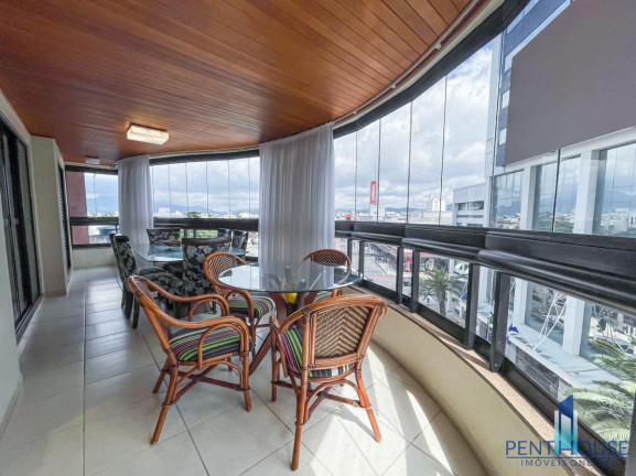 Imagem Apartamento com 3 Quartos à Venda, 108 m² em Centro - Balneário Camboriú Imagem Apartamento com 3 Quartos à Venda, 108 m² em Centro - Balneário Camboriú