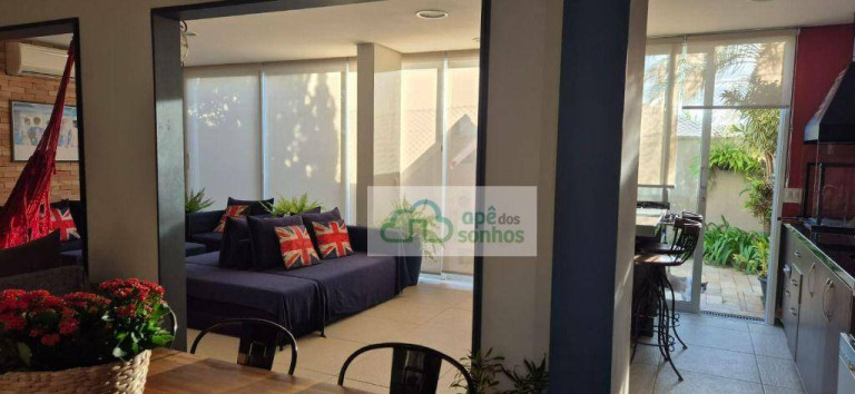 Imagem Casa com 3 Quartos à Venda, 180 m² em Tamboré - Santana De Parnaíba