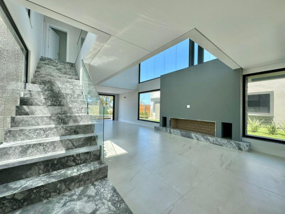 Imagem Casa com 5 Quartos à Venda, 270 m² em -- - Capao Da Canoa
