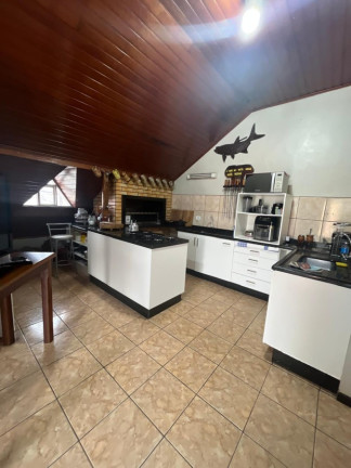 Imagem Casa com 2 Quartos à Venda, 221 m² em Nações - Fazenda Rio Grande Imagem Casa com 2 Quartos à Venda, 221 m² em Nações - Fazenda Rio Grande