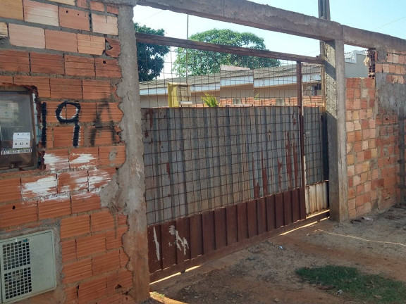 Casa com 2 Quartos à Venda,  em George Oeterer - Iperó