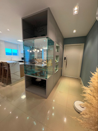 Imagem Apartamento com 3 Quartos à Venda, 130 m² em Centro - Balneário Camboriú Imagem Apartamento com 3 Quartos à Venda, 130 m² em Centro - Balneário Camboriú