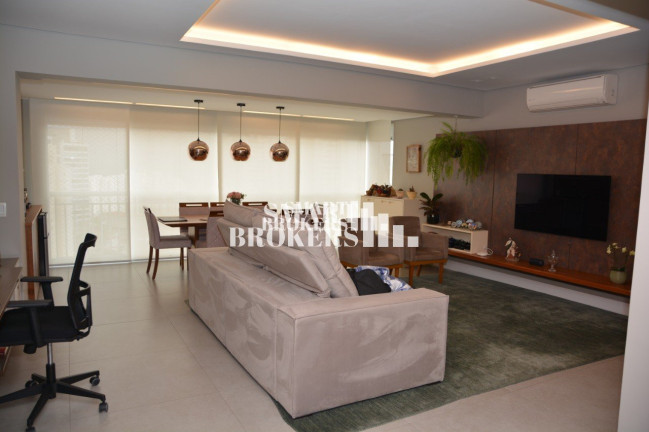 Apartamento com 3 Quartos à Venda ou Locação, 128 m² em Vila Firmiano Pinto - São Paulo