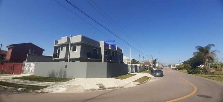 Sobrado com 2 Quartos à Venda, 68 m² em Tatuquara - Curitiba