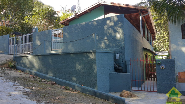 Casa com 8 Quartos à Venda, 381 m² em Enseada - Ubatuba