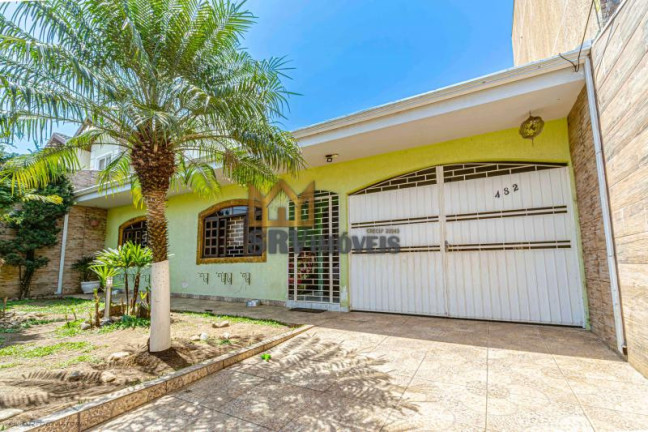 Casa com 4 Quartos à Venda, 220 m² em Atuba - Curitiba