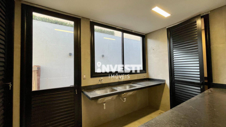 Imagem Casa com 5 Quartos à Venda, 450 m² em Alphaville Flamboyant Residencial Araguaia - Goiânia Imagem Casa com 5 Quartos à Venda, 450 m² em Alphaville Flamboyant Residencial Araguaia - Goiânia