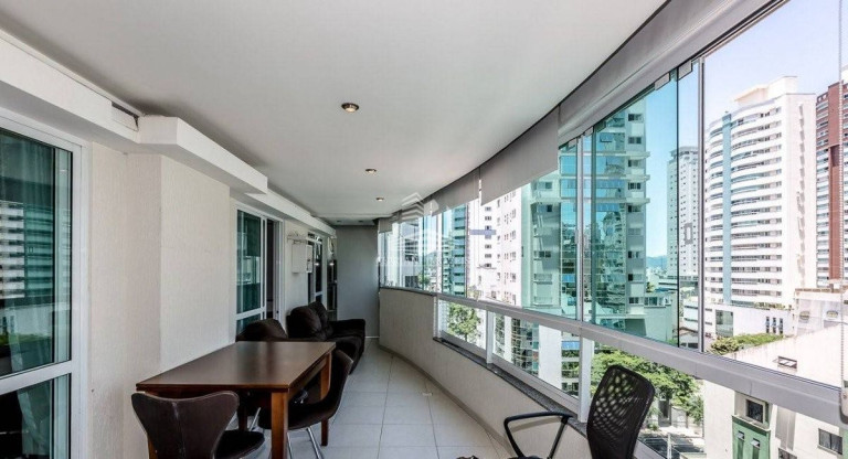 Imagem Apartamento com 3 Quartos à Venda, 122 m² em Centro - Balneário Camboriú