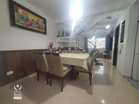 Imagem Sobrado com 3 Quartos à Venda, 142 m² em Hauer - Curitiba