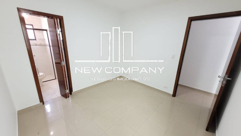Imagem Casa com 3 Quartos à Venda,  em Vila Eldizia - Santo André