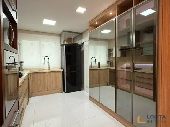 Imagem Apartamento com 3 Quartos à Venda, 122 m² em Agronômica - Florianópolis Imagem Apartamento com 3 Quartos à Venda, 122 m² em Agronômica - Florianópolis