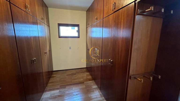 Imagem Sobrado com 4 Quartos à Venda, 300 m² em Jardim Das Colinas - São José Dos Campos Imagem Sobrado com 4 Quartos à Venda, 300 m² em Jardim Das Colinas - São José Dos Campos