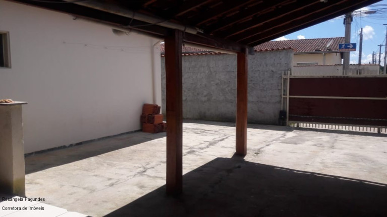 Imagem Casa com 2 Quartos à Venda, 90 m² em Jardim Kennedy - Poços De Caldas