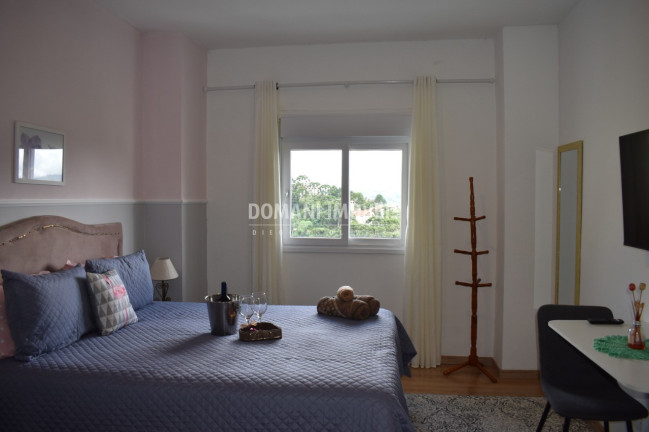 Imagem Imóvel com 1 Quarto à Venda, 75 m² em Região De Capivari - Campos Do Jordão Imagem Imóvel com 1 Quarto à Venda, 75 m² em Região De Capivari - Campos Do Jordão