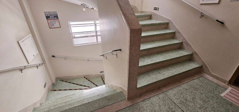 Imagem Apartamento com 2 Quartos à Venda, 99 m² em Guilhermina - Praia Grande