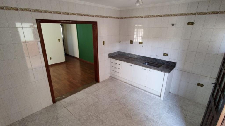 Imagem Casa com 3 Quartos à Venda, 130 m² em Vila São Geraldo - Taubaté Imagem Casa com 3 Quartos à Venda, 130 m² em Vila São Geraldo - Taubaté