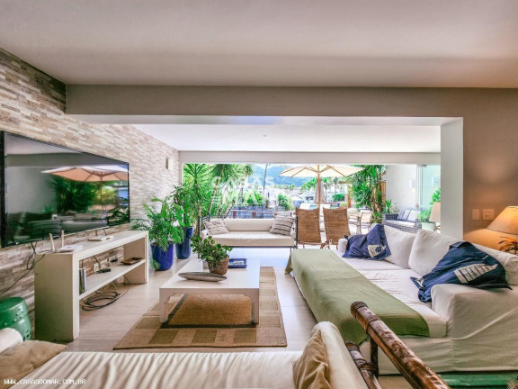 Imagem Casa com 4 Quartos à Venda, 250 m² em Frade (cunhambebe) - Angra Dos Reis