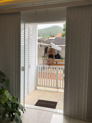 Imagem Casa com 4 Quartos à Venda, 200 m² em Piratininga - Niterói