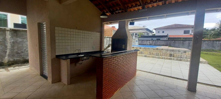 Imagem Casa com 3 Quartos para Alugar,  em Ponta Negra - Manaus