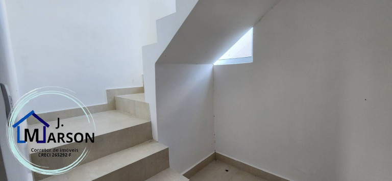Sobrado com 2 Quartos para Alugar, 88 m² em Pontal De Santa Marina - Caraguatatuba