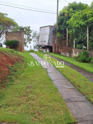 Imagem Imóvel com 4 Quartos à Venda, 1.840 m² em Centro - Extrema Imagem Imóvel com 4 Quartos à Venda, 1.840 m² em Centro - Extrema