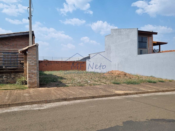 Terreno à Venda, 308 m² em Jardim Terras De San José - Pirassununga