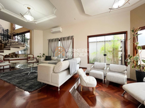 Casa com 4 Quartos para Alugar, 322 m² em Parque Residencial Aquarius - São José Dos Campos