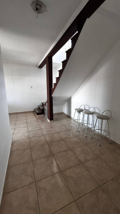 Imagem Sobrado com 4 Quartos à Venda, 218 m² em Vila Areao - Taubaté