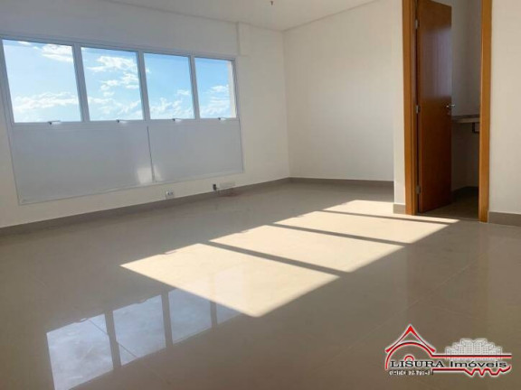 Sala Comercial à Venda, 35 m² em Centro - Jacareí