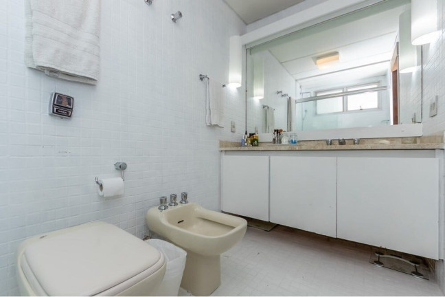Imagem Apartamento com 3 Quartos à Venda, 157 m² em Real Parque - São Paulo