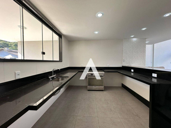 Imagem Casa com 4 Quartos à Venda, 200 m² em Vargem Grande - Teresópolis